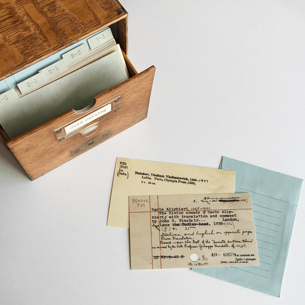 Card Catalog: 30 Notecards box and cards